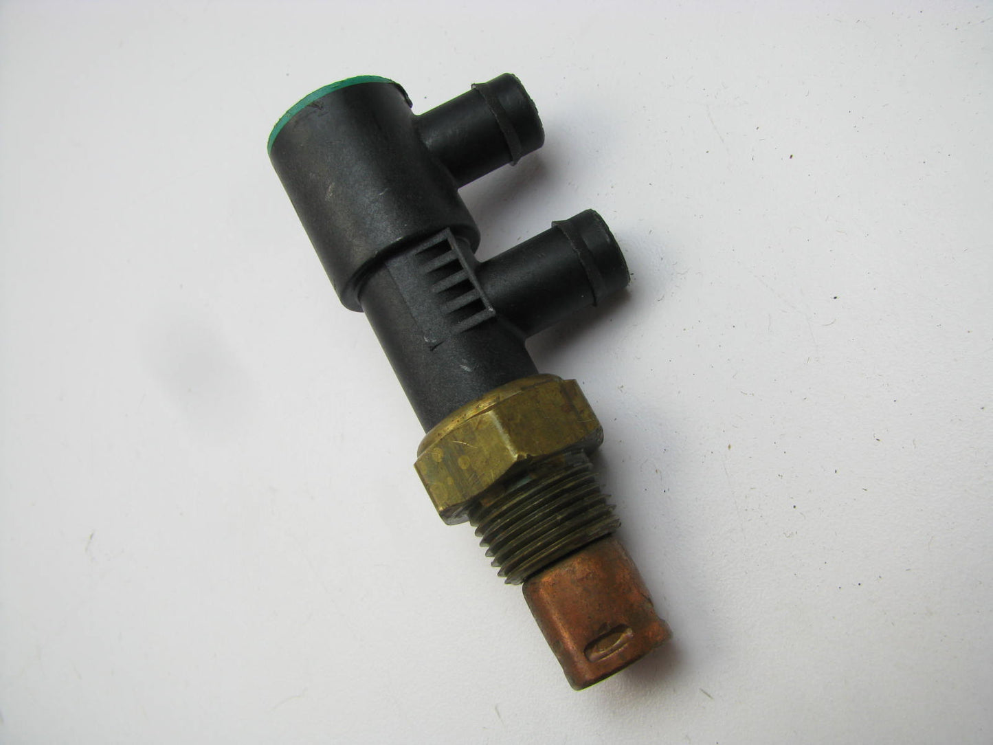 NEW - OUT OF BOX - PVS55 Ported Vacuum Switch 2 Port Black