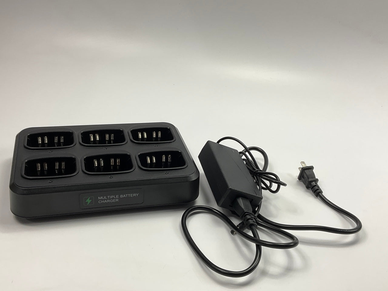 USED 6-Way Universal Charger Rapid Charger Compatible For Motorola GP3688 GP3188