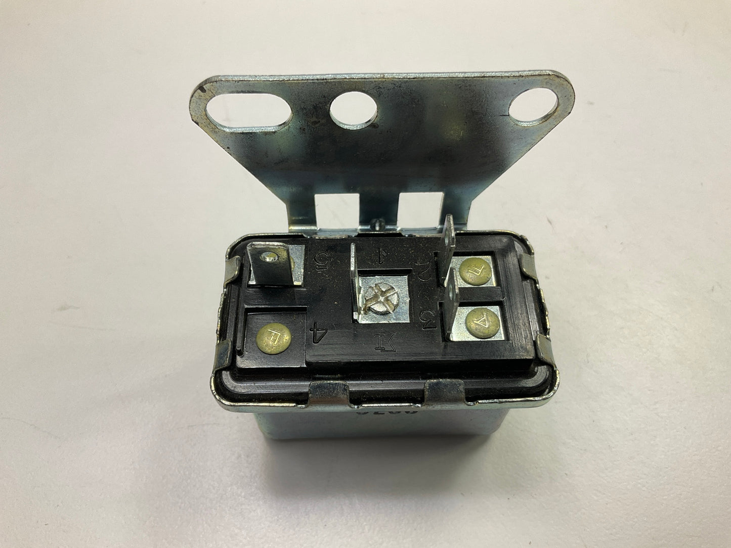 NEW - OUT OF BOX R370 HVAC Automatic Temperature Control (ATC) Relay