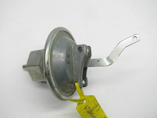 NEW - UNBOXED - 1971 FORD 360 V8 Distributor Vacuum Advance Control R3