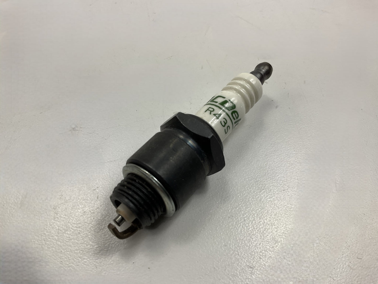 NEW - OUT OF BOX ACDELCO R43S Ignition Spark Plug
