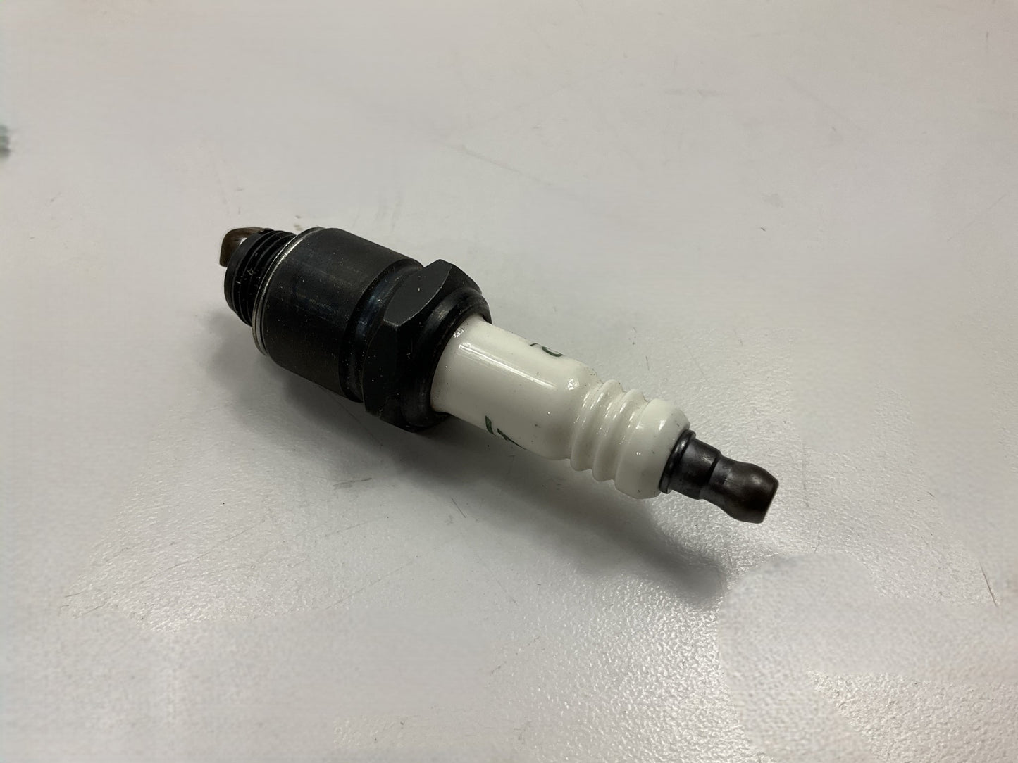 NEW - OUT OF BOX ACDELCO R43S Ignition Spark Plug