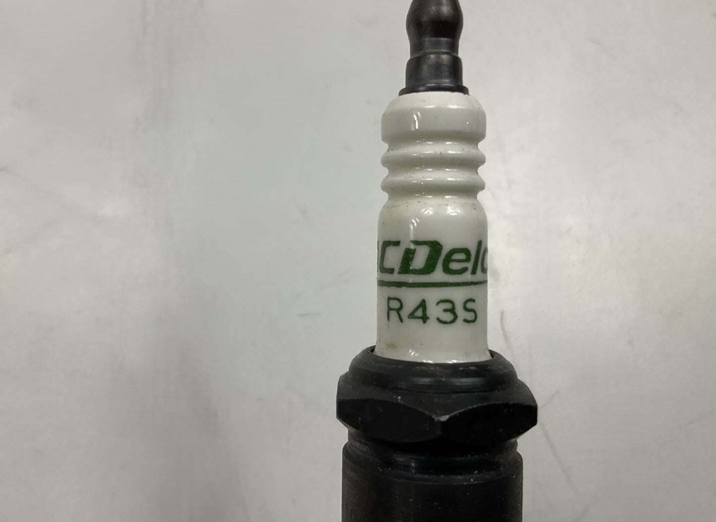 NEW - OUT OF BOX ACDELCO R43S Ignition Spark Plug