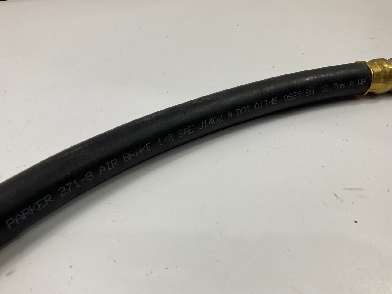 NEW R95550724BK 24'' Air Brake Hose 1/2'' ID W/ 3/8'' NPT Swivels On Both End