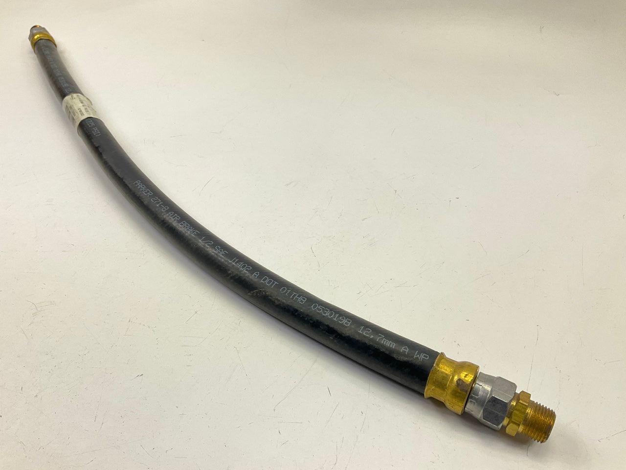 Unboxed Meritor R95550726BK Air System 1/2'' Air Hose, 3/8''-18 NPTF Swivel, 26'' L