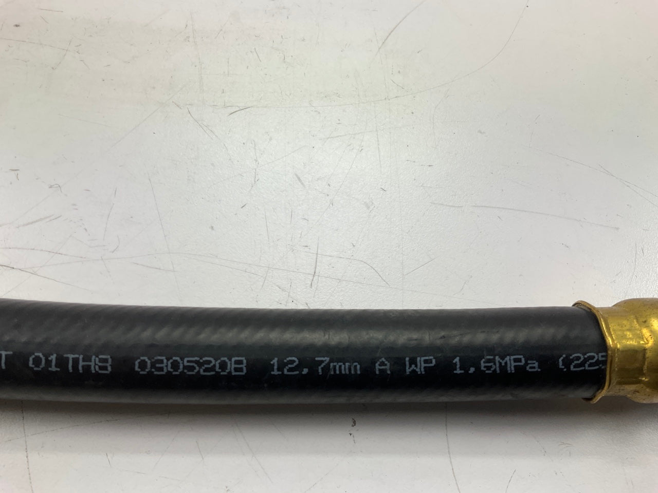 NEW R95550730BK 1/2'' Air Brake Hose, 30'' Long, 3/8'' Swivel Fittings On Both Ends