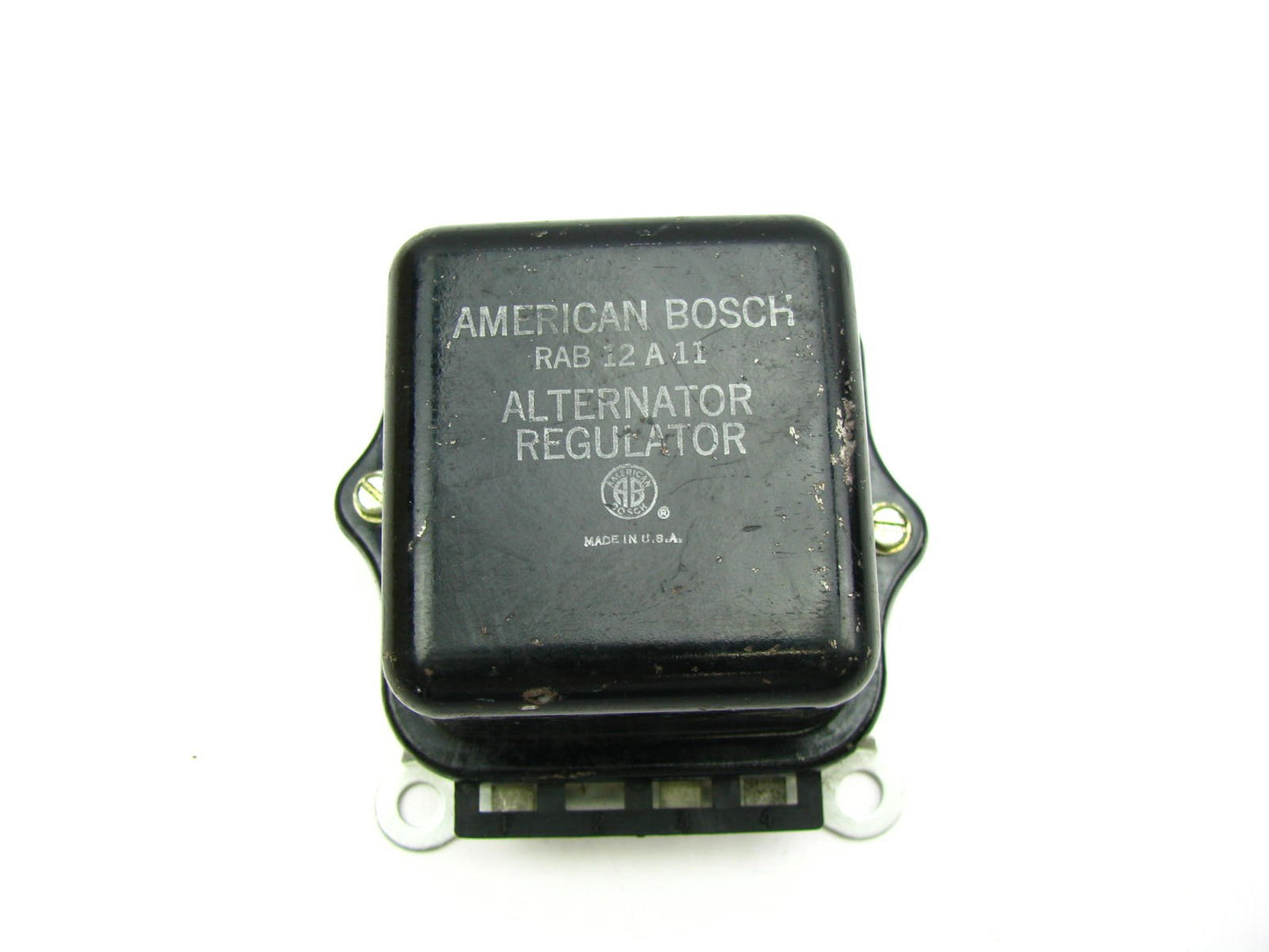 NEW - OUT OF BOX - RAB 12 A 11 Voltage Regulator 63-68 Pontiac - D633 1119511