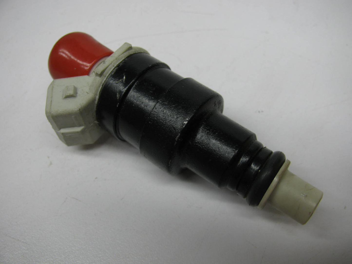 NEW - OUT OF BOX - RI235 Fuel Injector