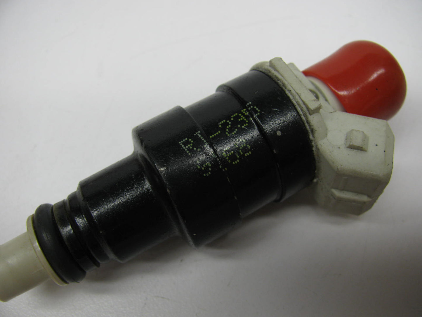 NEW - OUT OF BOX - RI235 Fuel Injector