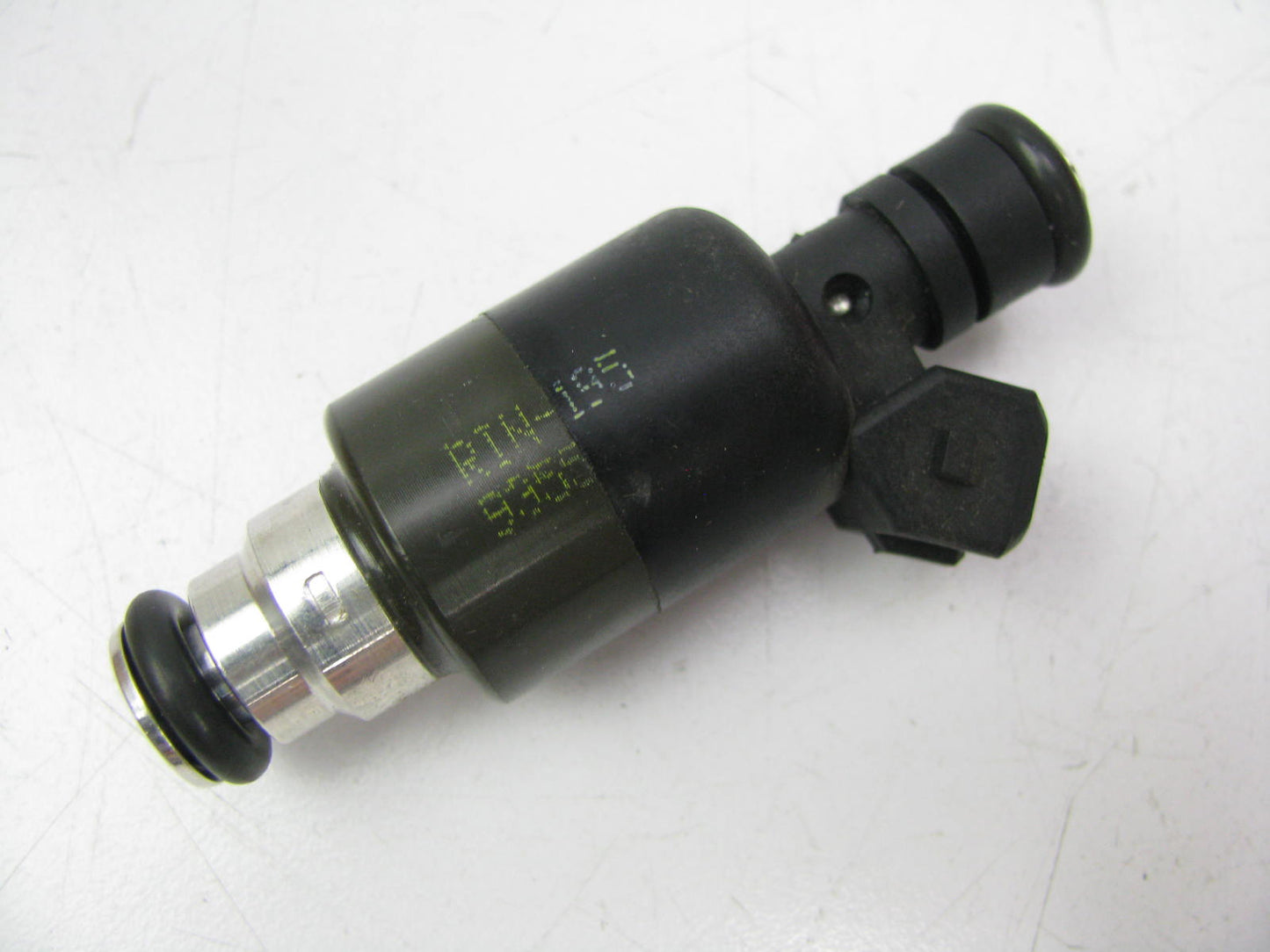 NEW - OUT OF BOX RIN-195 Fuel Injector For 1996 Chevrolet Corvette 5.7L-V8