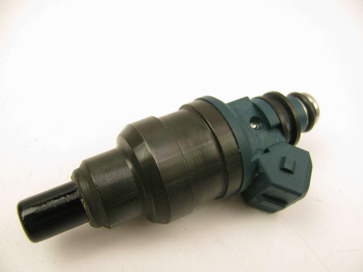 REMAN - OUT OF BOX RIN-542 Fuel Injector 1991-1996 Mighty Max & Ram 50 2.4L-L4