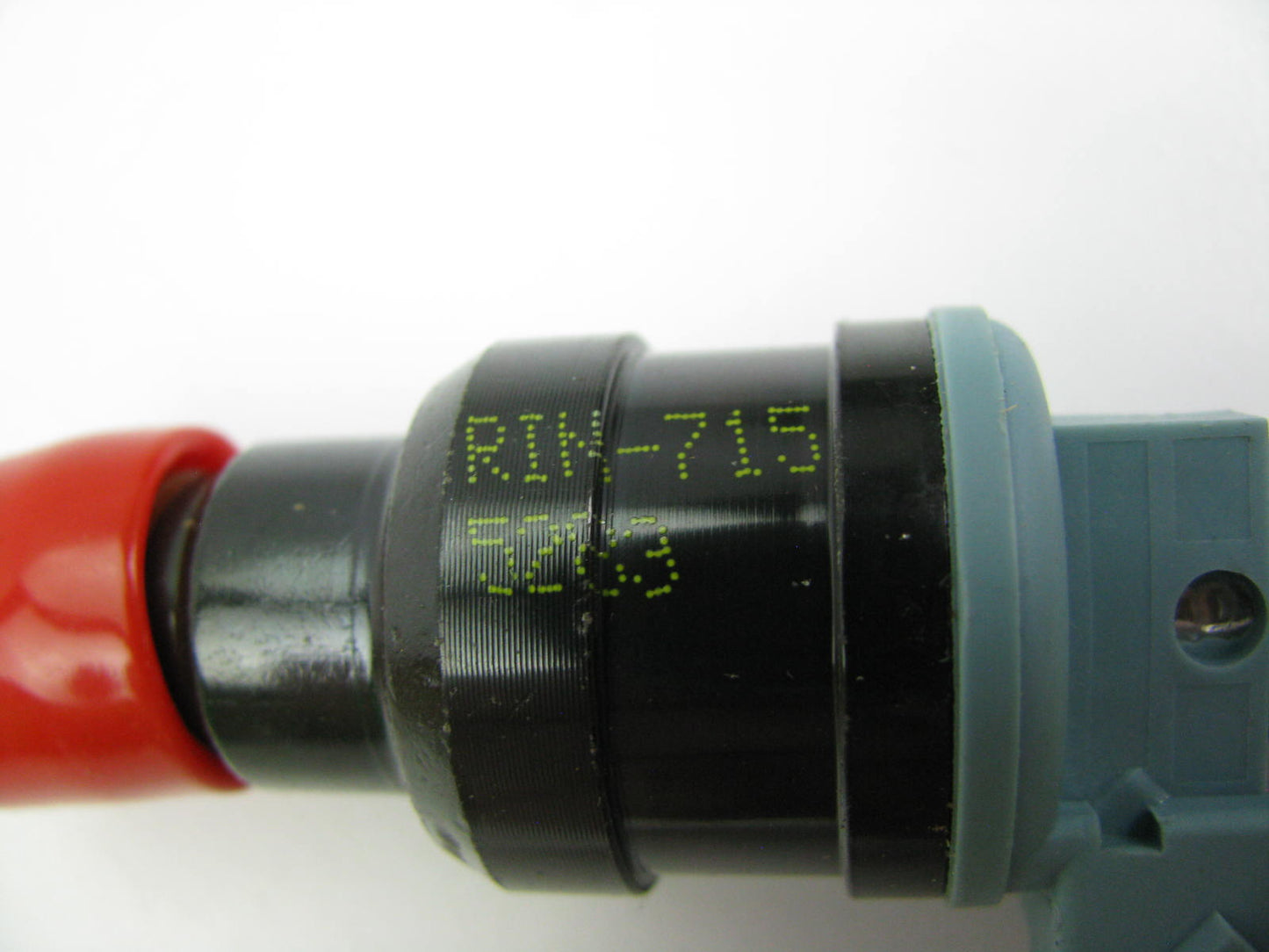 NEW - OUT OF BOX RIN-715 Fuel Injector 1987-97 BMW 2.5L-L6 5.0L 5.4L 5.6L-V12