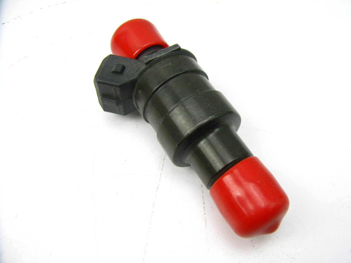 NEW OUT OF BOX - RIN324 Fuel Injector For 1987-1990 Jeep 4.0L 242-L6