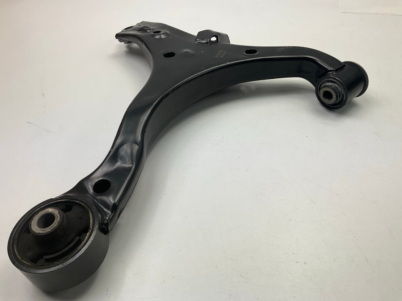 NEW - OUT OF BOX RK640288 Suspension Control Arm - Front Left Lower