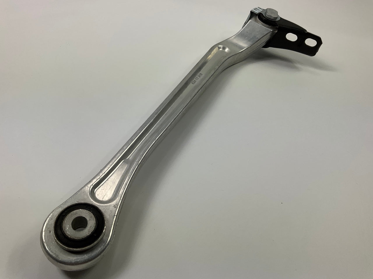 NEW UNBOXED RK641995 Rear Left Lower Rearward Suspension Strut Rod Control Arm