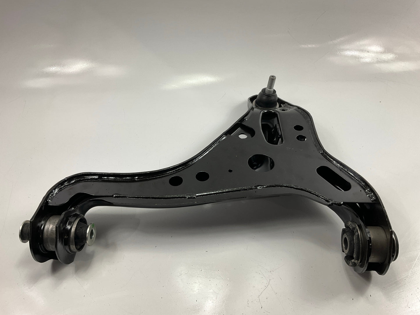 NEW RK80720 Front Right Lower Control Arm For 2006-2010 Ford Explorer