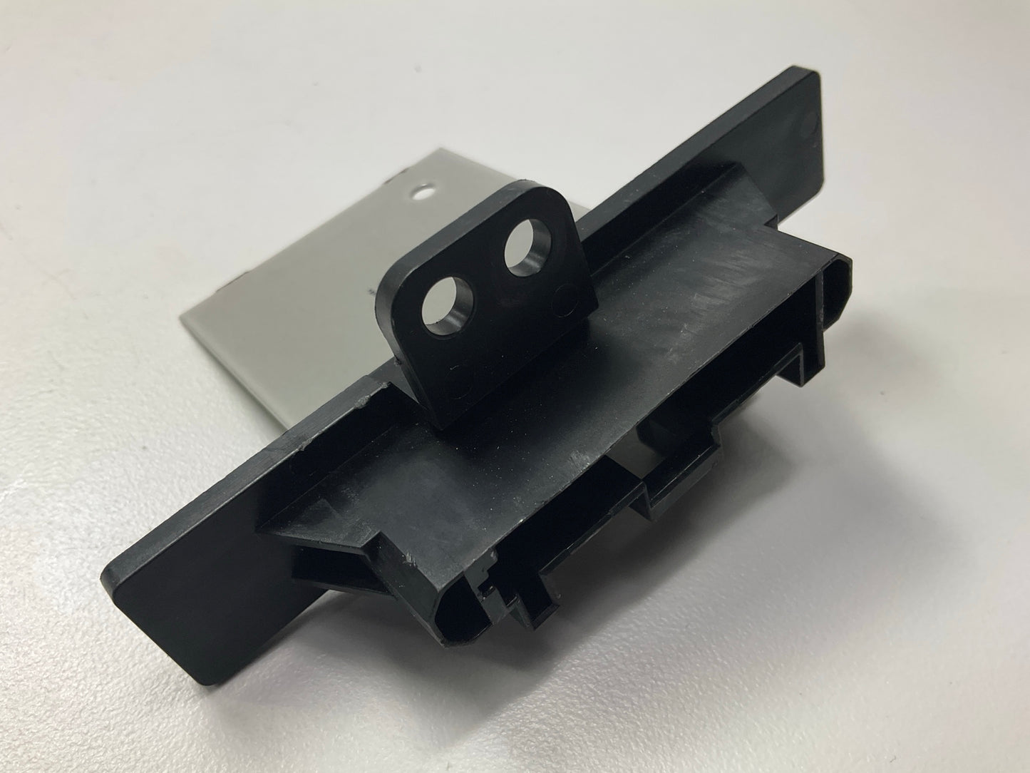 NEW - OUT OF BOX RU-369 HVAC Blower Motor Resistor