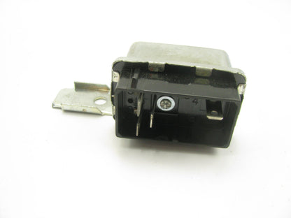 NEW - Out Of Box RY72 STANDARD Engine Cooling Fan Motor / Fog Light Relay