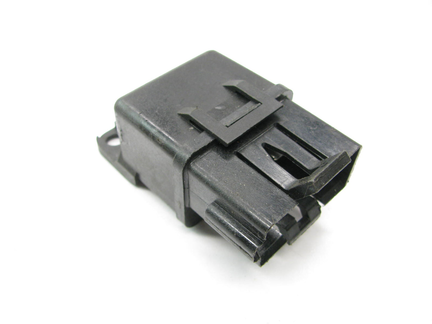 NEW - Out Of Box RY76 A/C Compressor Control Relay - D1735A 35905 19956