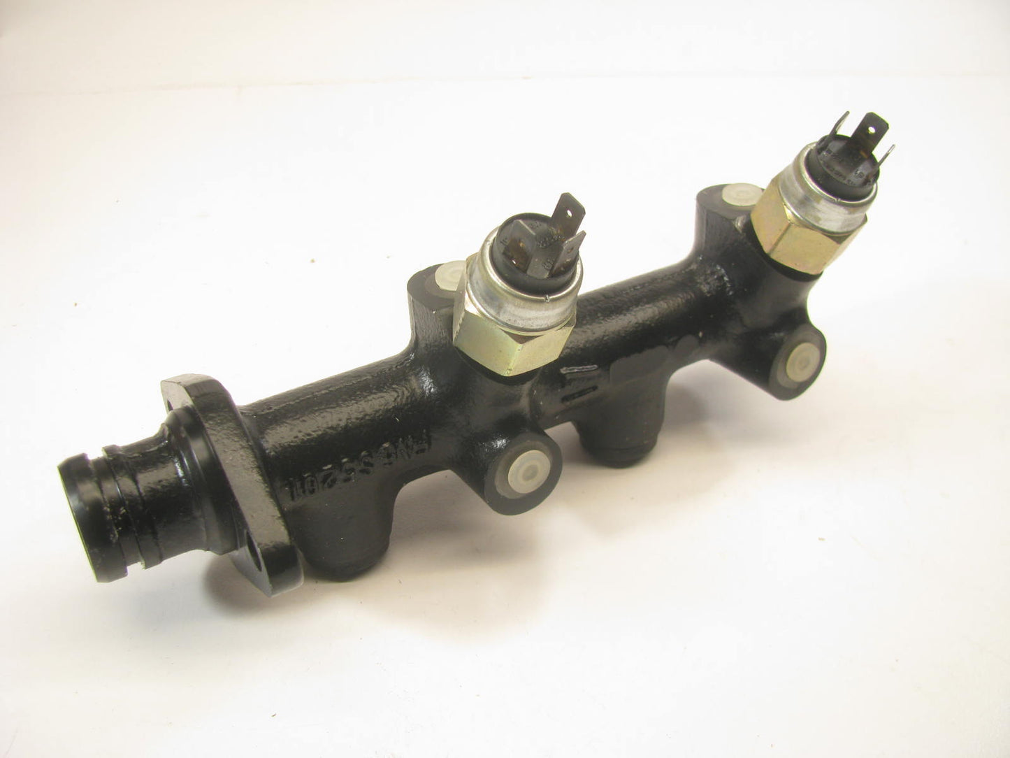 NEW OUT OF BOX - S5201 Brake Master Cylinder 171611015AA PMC117