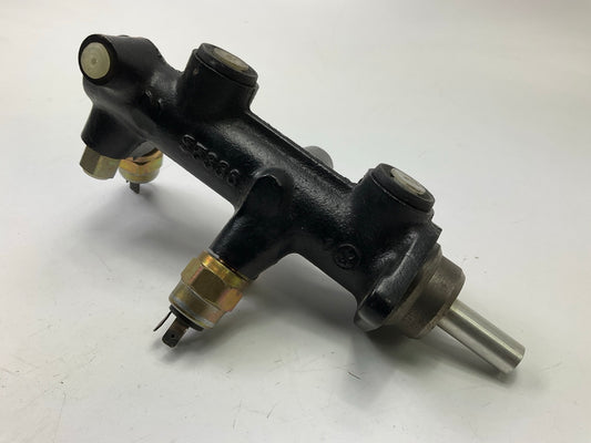 NEW - OUT OF BOX - S5336 Brake Master Cylinder 1978-1981 Audi 5000