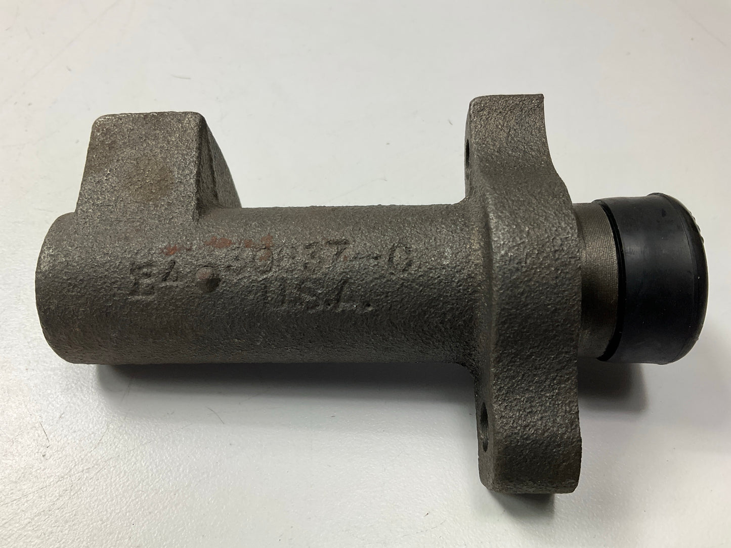NEW - OUT OF BOX - Raybestos SC37793 Clutch Slave Cylinder