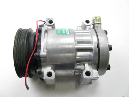NEW - OUT OF BOX SE7H15 SD7H15 A/C Compressor W/ Clutch For IH Mack