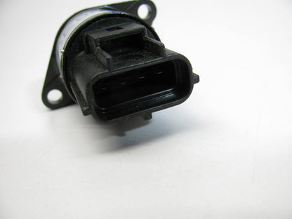 NEW - OUT OF BOX SE96152 Fuel Injection Idle Air Control Valve