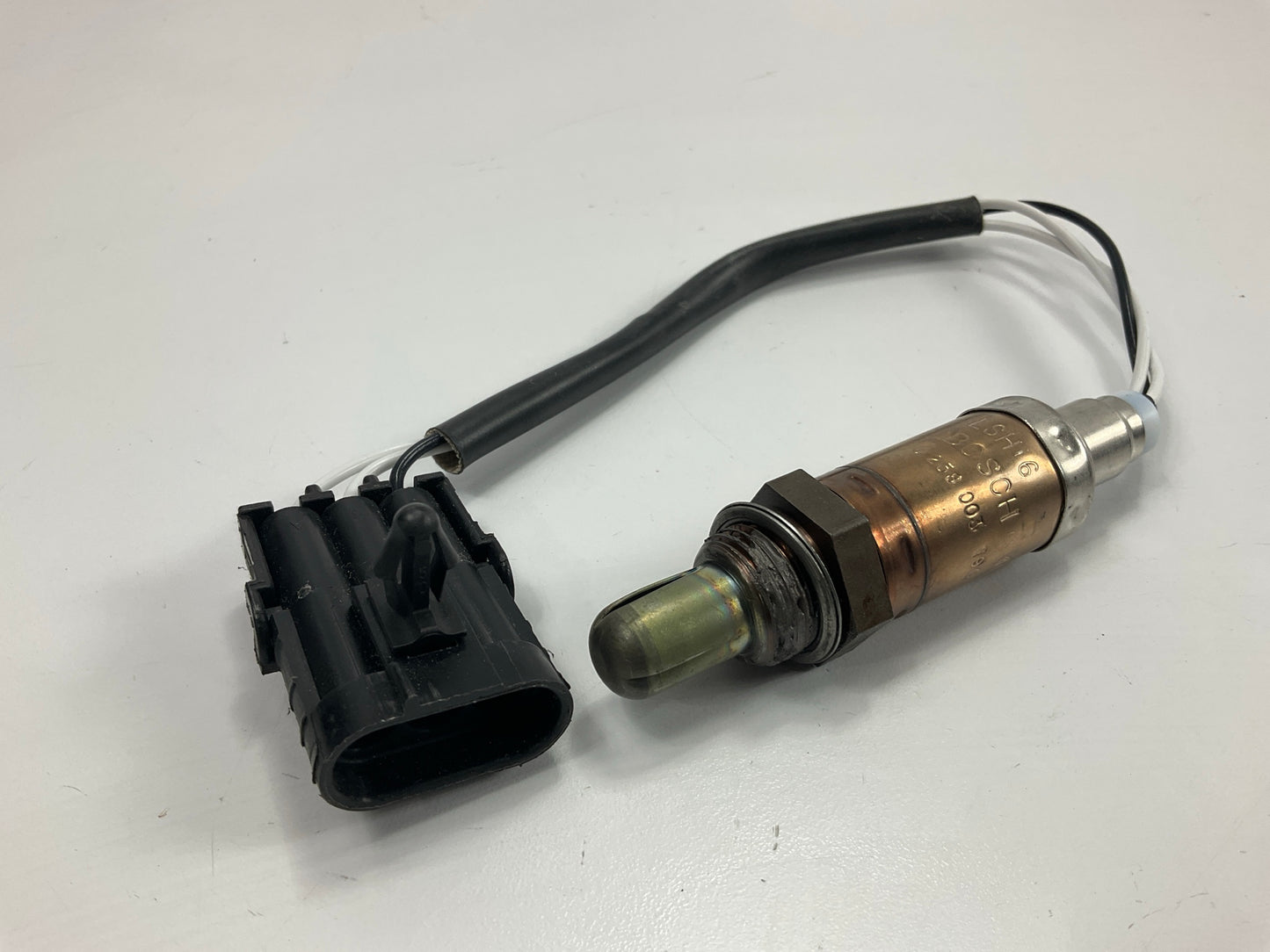 NEW - OUT OF BOX SG22 Upstream Oxygen O2 Sensor - 0258003190