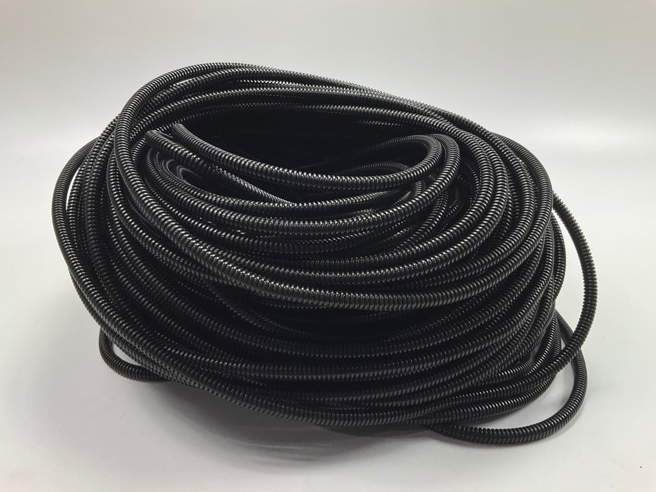 INSTALLBAY SLT145 Split Wire Loom Tubing 1/4 Inch Diameter, 500 Feet Roll