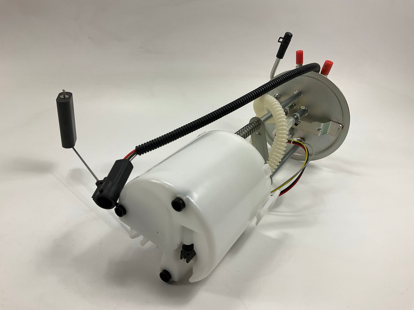 NEW - OUT OF BOX Spectra SP2220M Fuel Pump