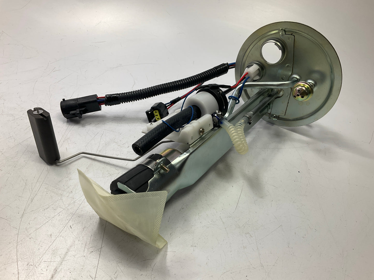 NEW UNBOXED Spectra SP2270H Fuel Pump - 2000-2001 Ford Ranger  Extended Cab ONLY