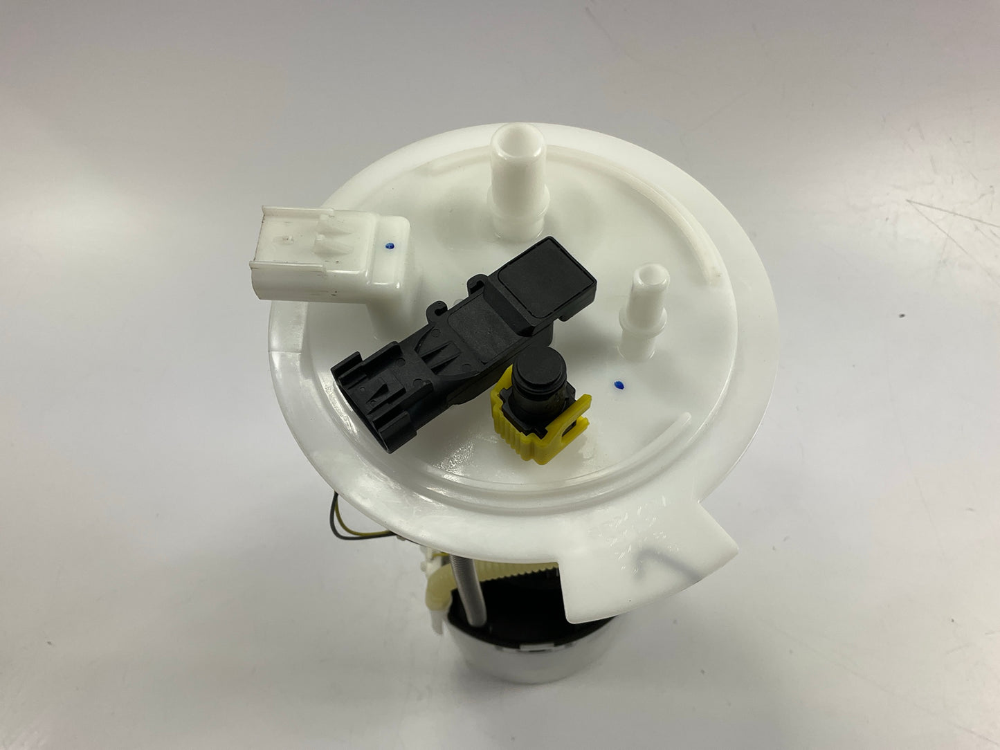 NEW AFTERMARKET SP2471M Fuel Pump (MIDSHIP FUEL TANK)