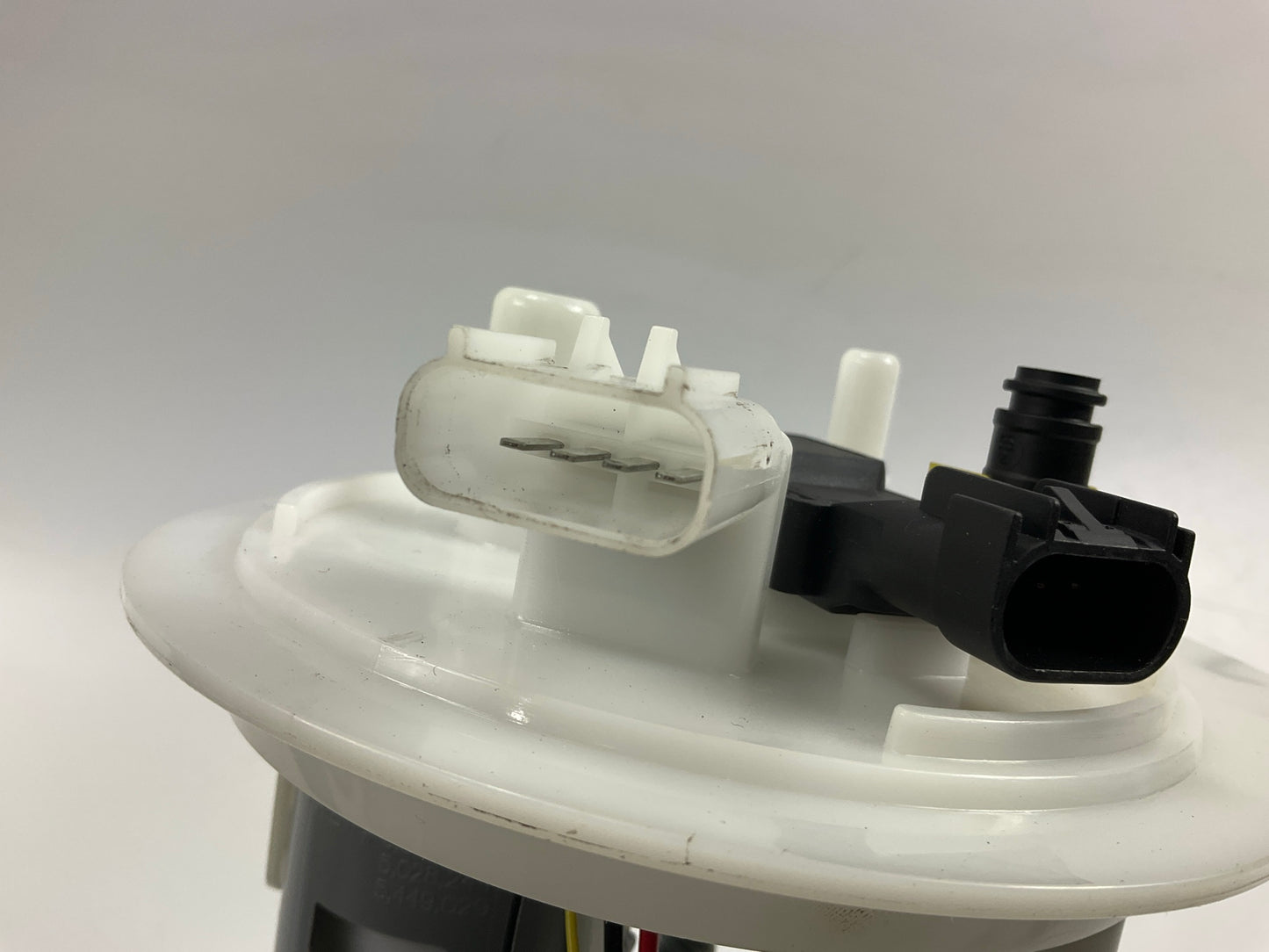 NEW AFTERMARKET SP2471M Fuel Pump (MIDSHIP FUEL TANK)