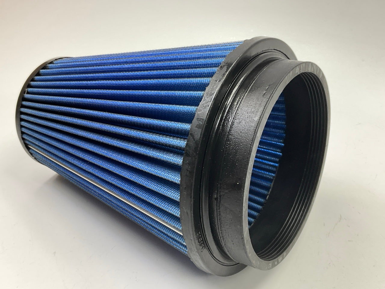 PLAIN BOX Volant 5118 MaxFlow 5 Round Blue Oiled Air Filter 5'' ID Inlet, 8'' Tall