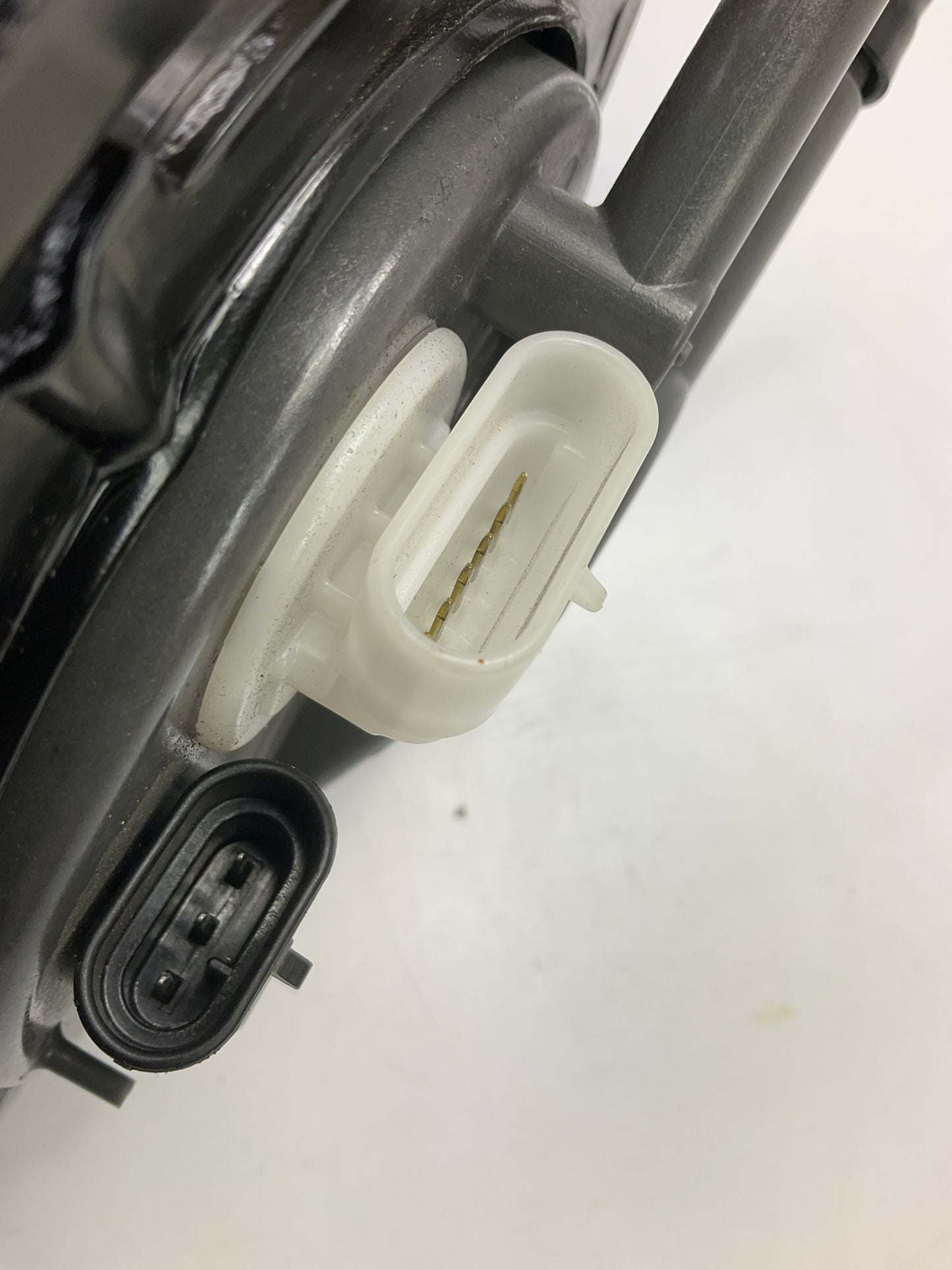 Missing Tank Seal - New Unboxed Spectra SP6605M Fuel Pump