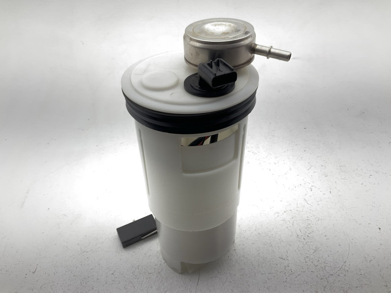 NEW UNBOXED - SP7005M Fuel Pump Module Assembly For 2003 Dodge Dakota