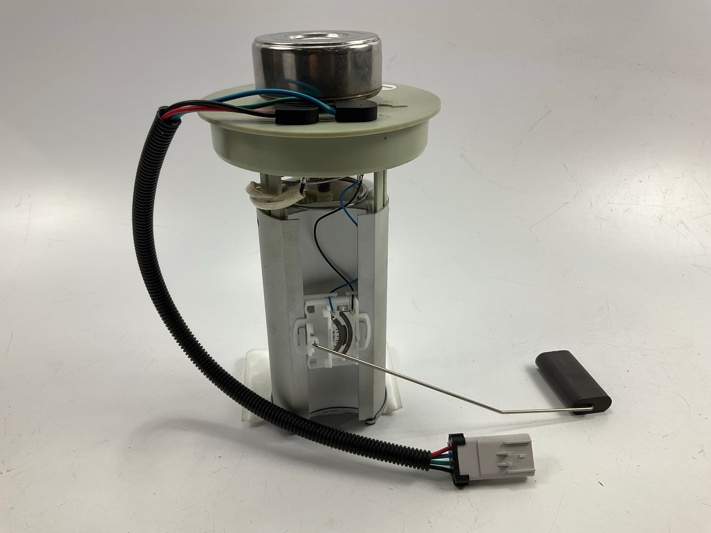 NEW UNBOXED Spectra SP7128M Fuel Pump Module For 2000-2003 Dodge Dakota