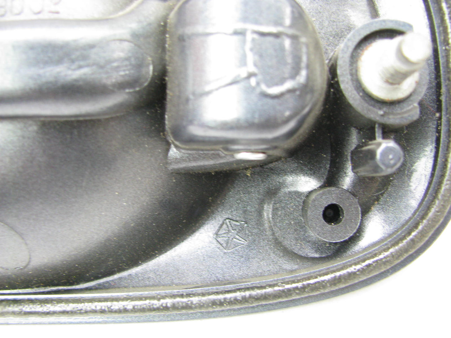 USED Front Right Driver Exterior Door Handle 2001-2007 Caravan, Town & Country