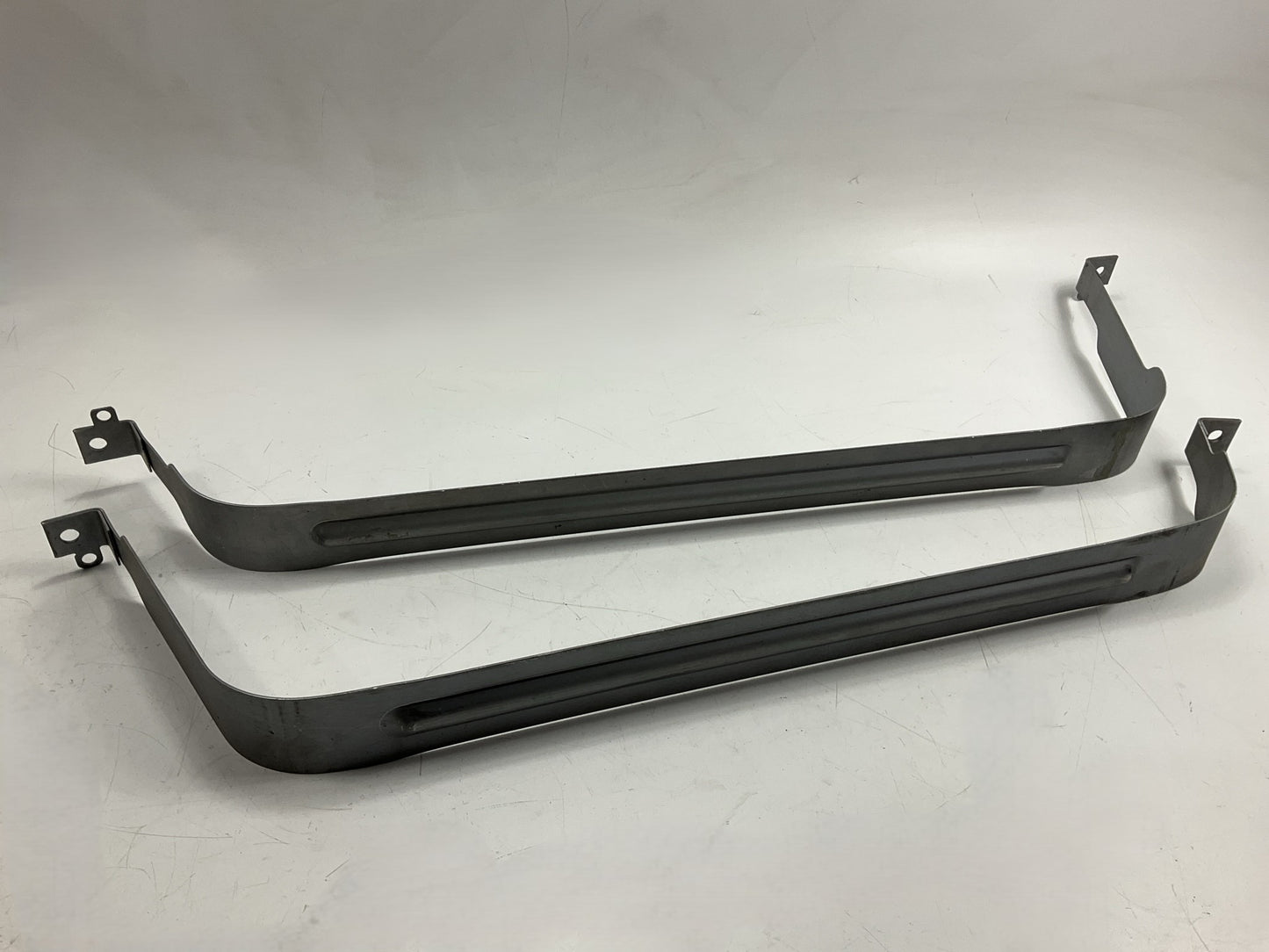 NEW AFTERMARKET ST162 Fuel Gas Tank Straps