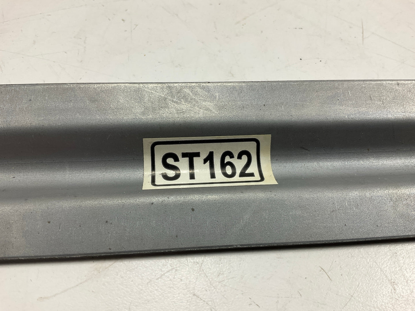 NEW AFTERMARKET ST162 Fuel Gas Tank Straps
