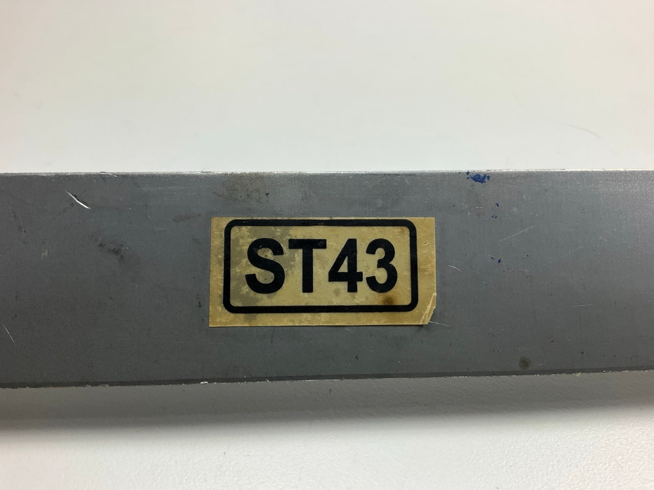 NEW - OUT OF BOX ST43 Fuel Tank Straps