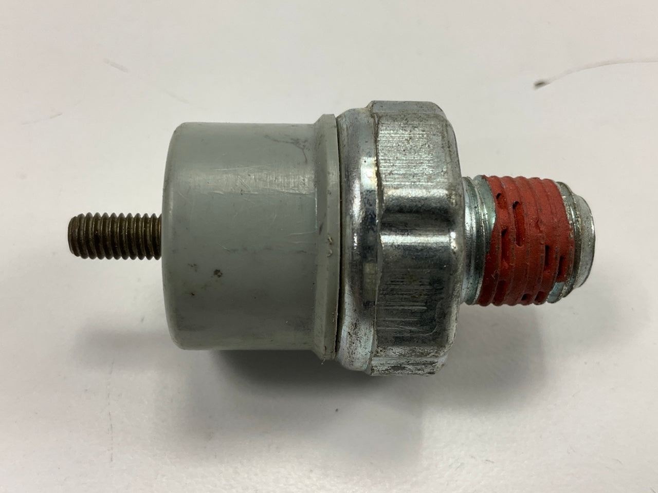 NEW UNBOXED OEM Motorcraft SW-2220 Engine Oil Pressure Switch Sender