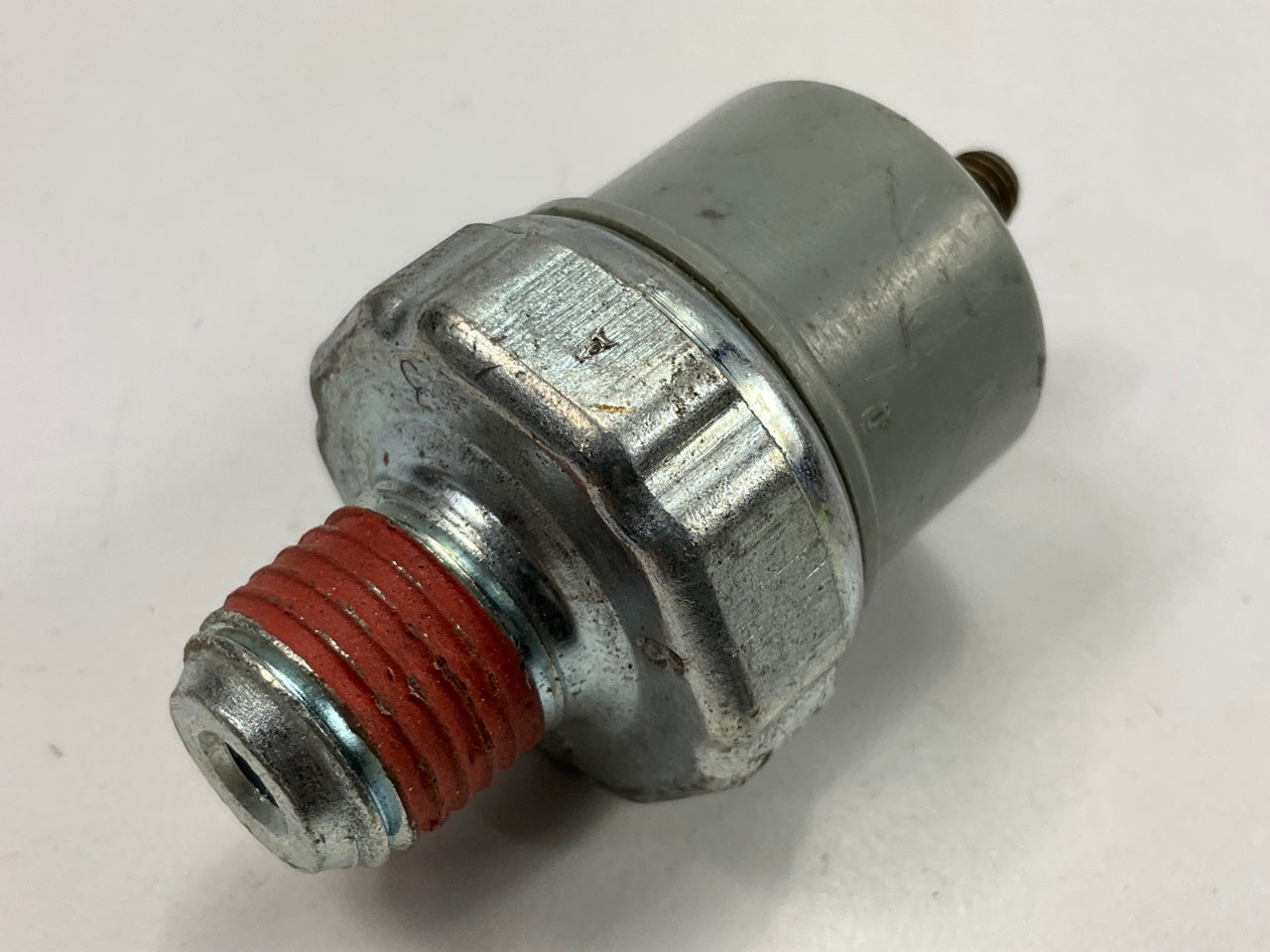 NEW UNBOXED OEM Motorcraft SW-2220 Engine Oil Pressure Switch Sender