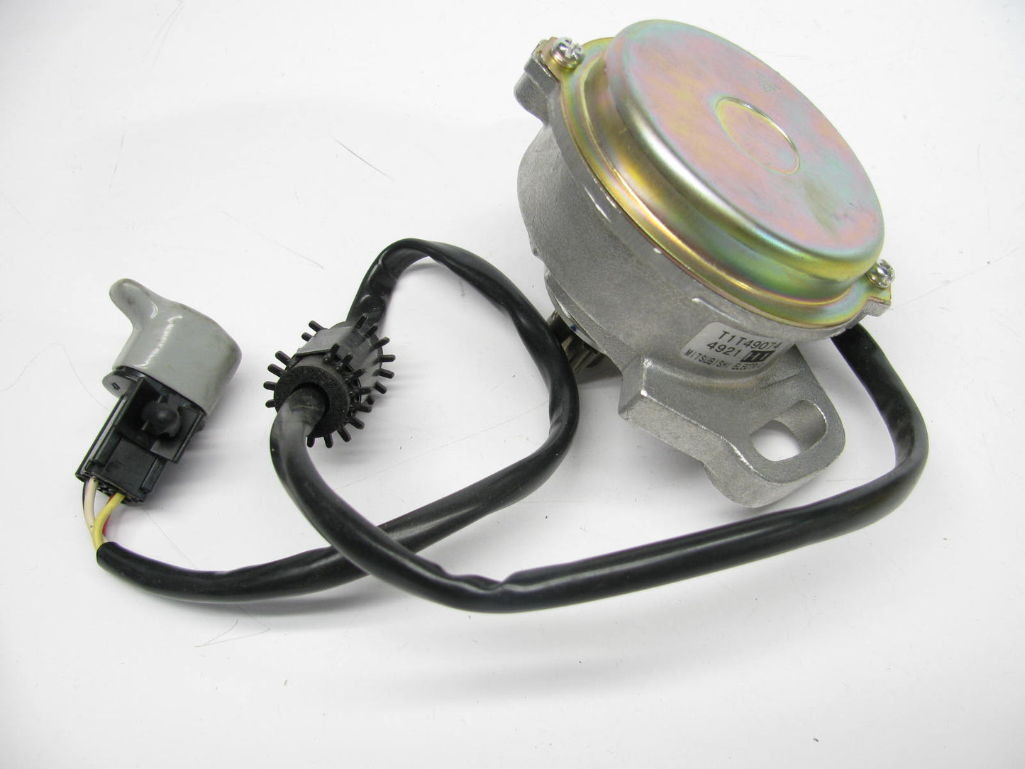 NEW UNBOXED OEM T1T49074 Engine Crankshaft Position Sensor 1990 Mitsubishi 2.0L