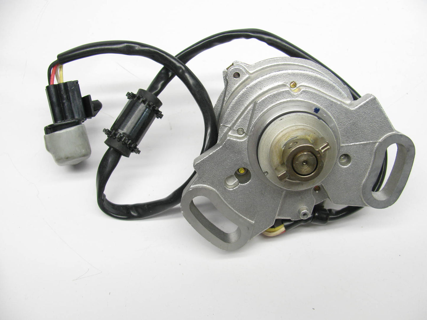 NEW UNBOXED OEM T1T49074 Engine Crankshaft Position Sensor 1990 Mitsubishi 2.0L