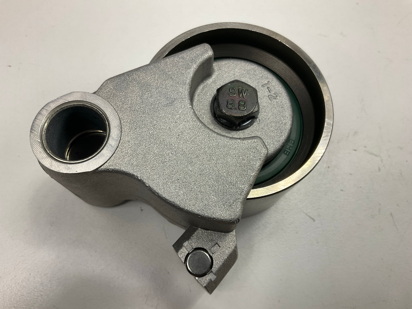 NEW UNBOXED GMB 470-8680 / T41075 Engine Timing Belt Tensioner Pulley