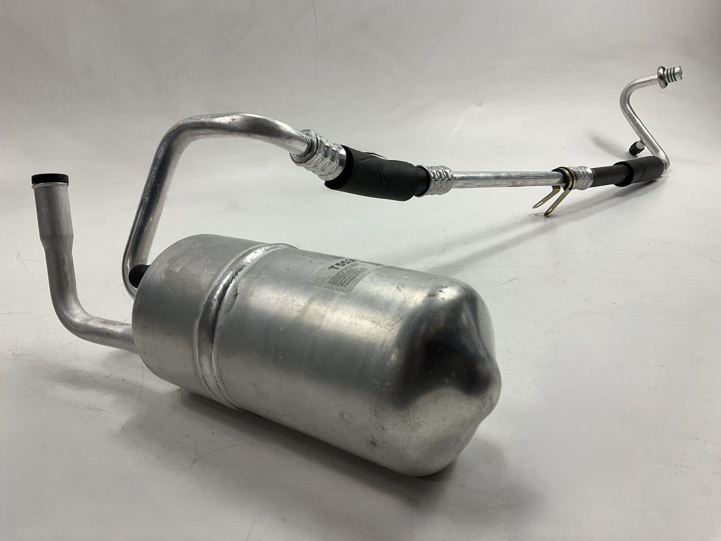 NEW AFTERMARKET T55307 A/C Accumulator With Hose For 1996-2007 Ford Taurus