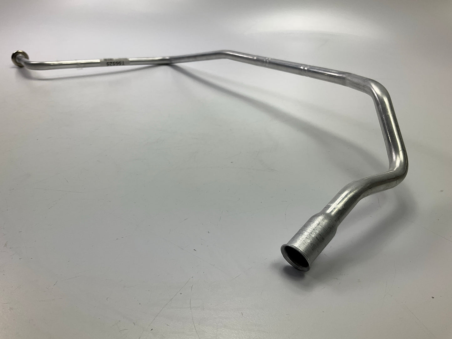 NEW UNBOXED - T56525 A/C Refrigerant Liquid Line