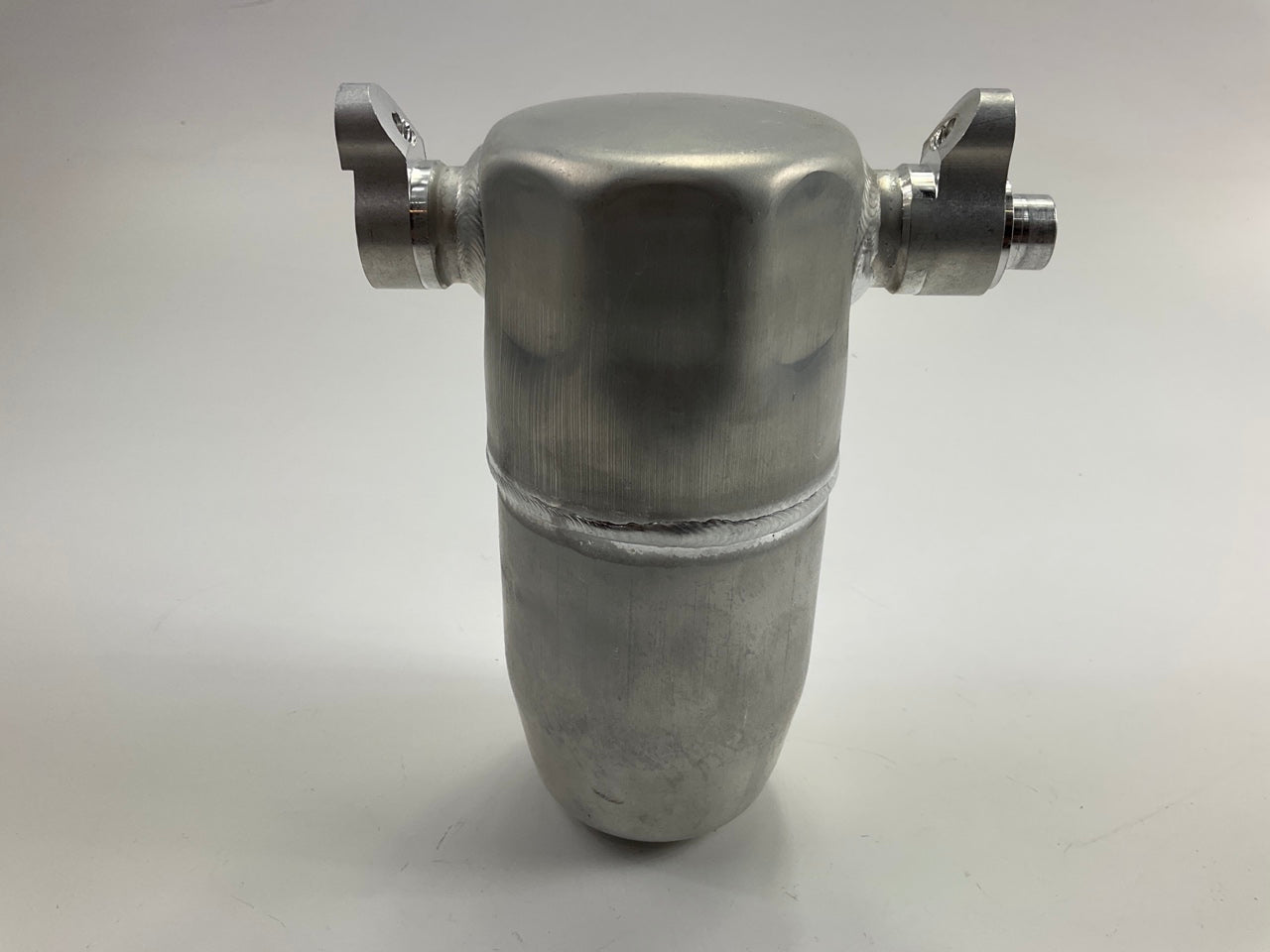 NEW - OUT OF BOX T83225 A/C Accumulator